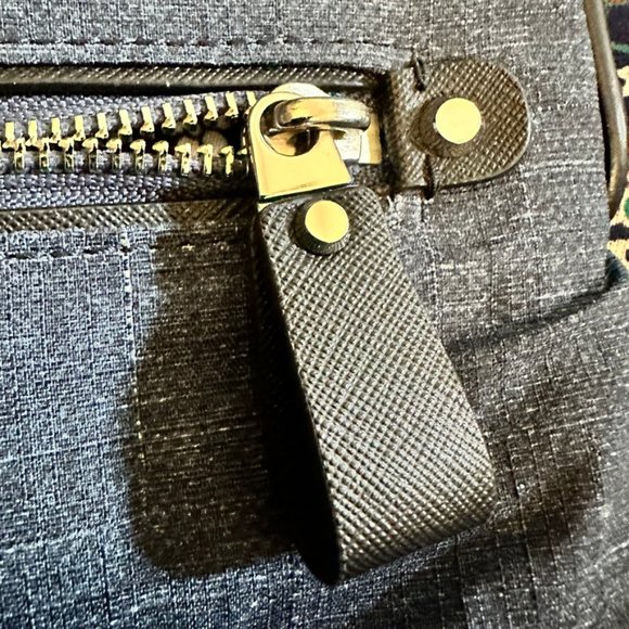 Michael Kors Jet Set Crossbody Flat Charm - Picture 3 of 10